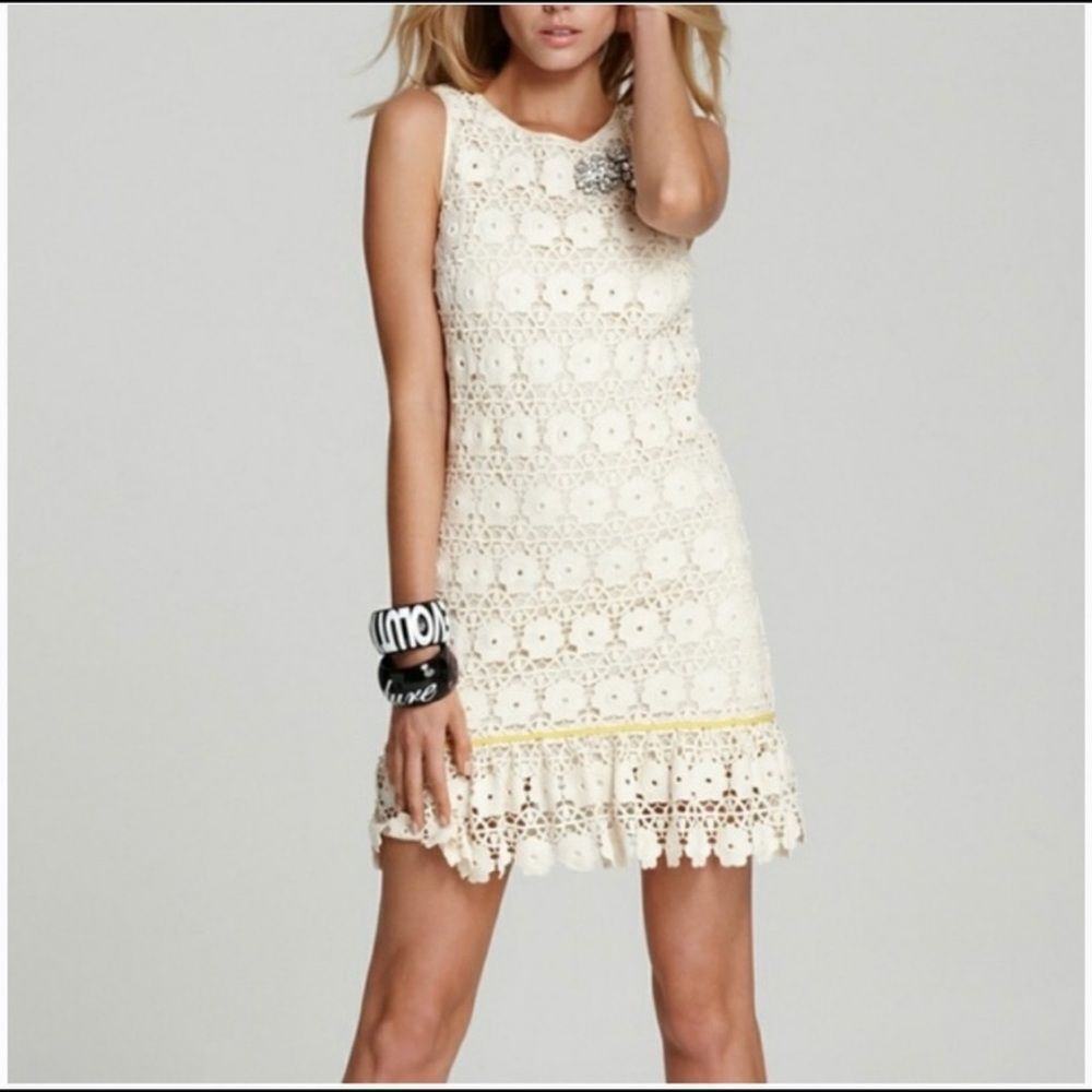 Juicy Couture Daisy Guipure Crocheted Dress Cream Size 6